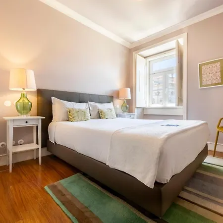 시아두 까모에스 | 베스트 * 리스본